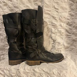 Steve Madden Buckkie Boots
